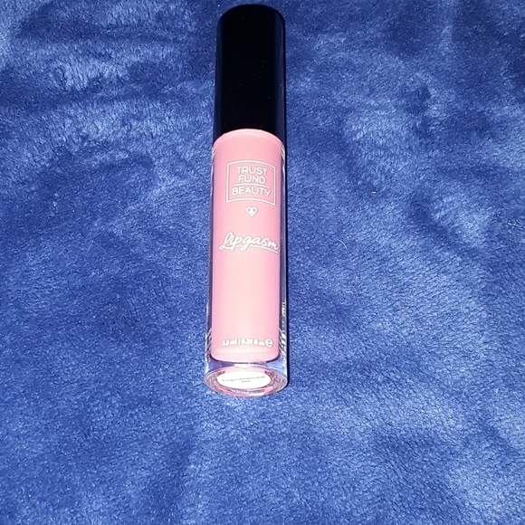 trust fund beauty Other - TRUST FUND BEAUTY. BUNDLE ADD ON ITEM!😊